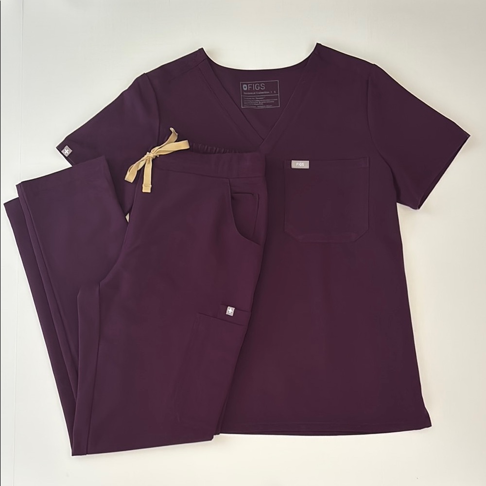Figs Deep Purple Caterina / Yola S/S Scrub Set